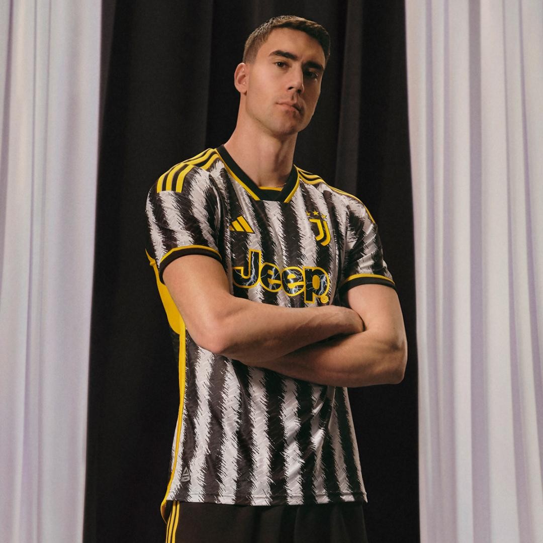 Maillot Juventus Domicile 23/24