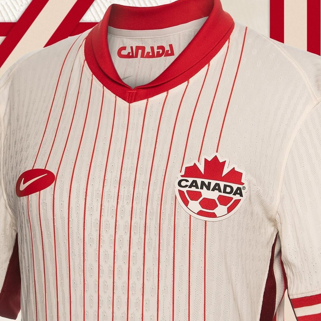 Maillot Canada Extérieur 24/25