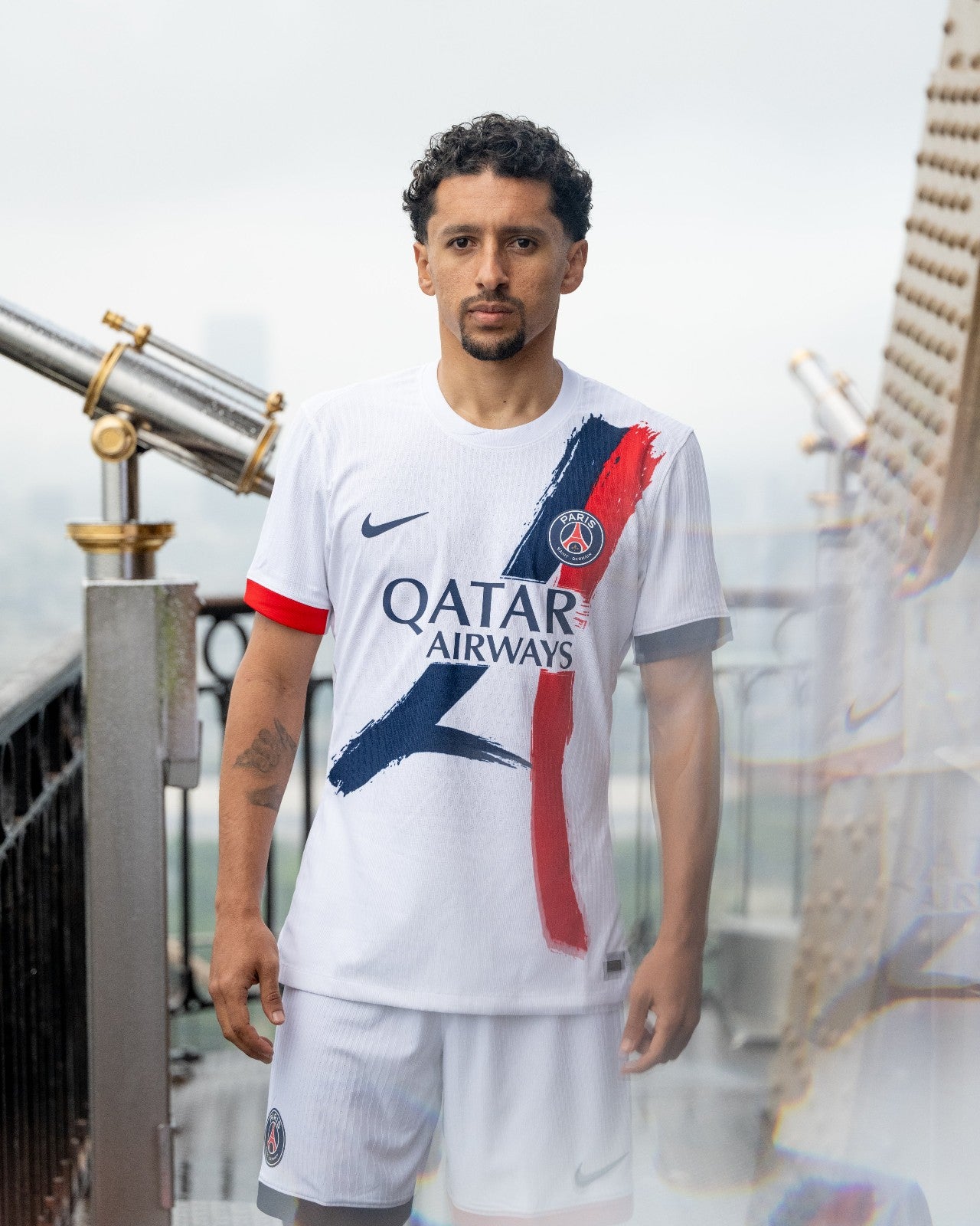 Maillot Paris Saint-Germain Extérieur 24/25